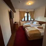 Garni Hotel
