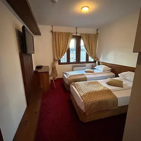 Garni מלון 4*