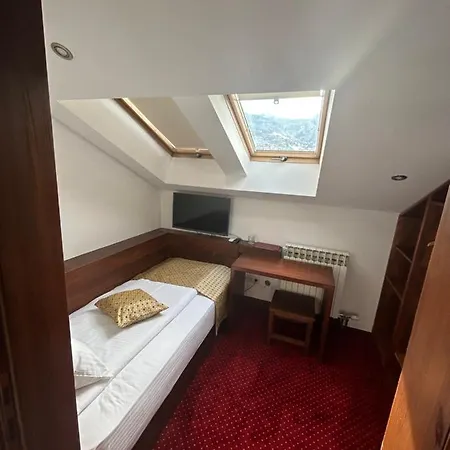 Garni Hotel 4*