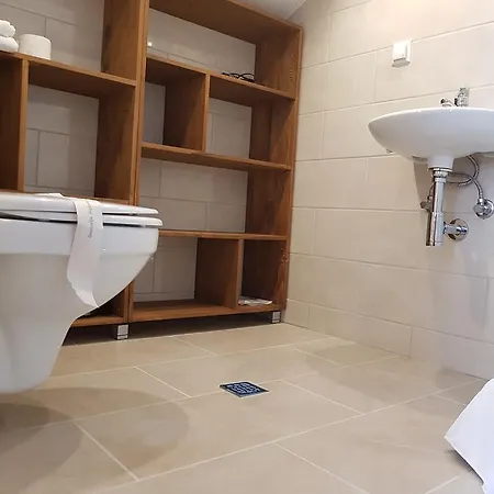 Garni Hotel